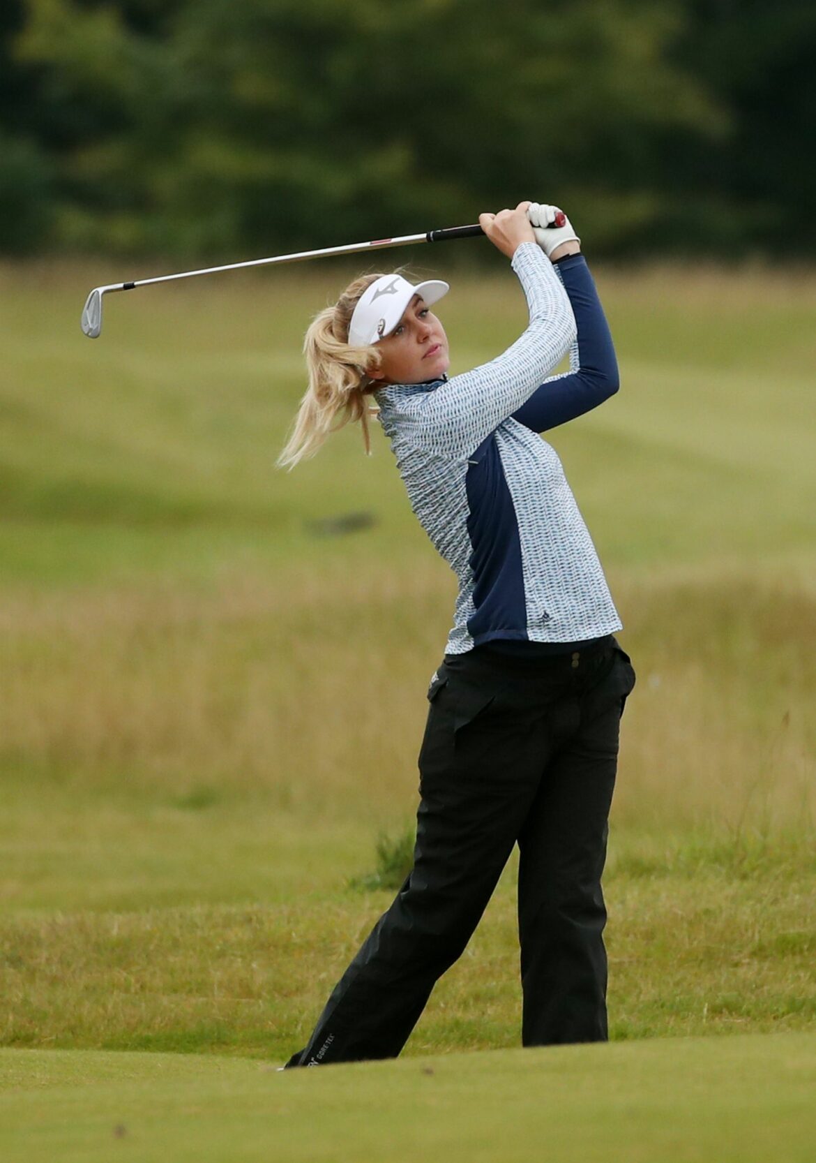 Golferin Olivia Cowan gewinnt erstes LET-Turnier